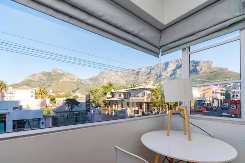Apartment Chic With Views On Kloof Street Kapstadt