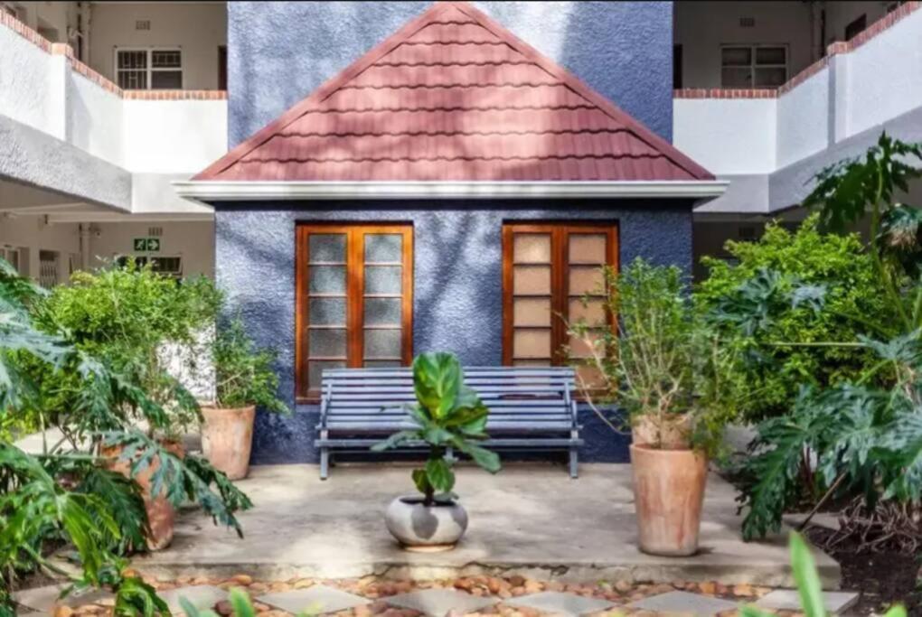 Chic With Views On Kloof Street * Cape Town